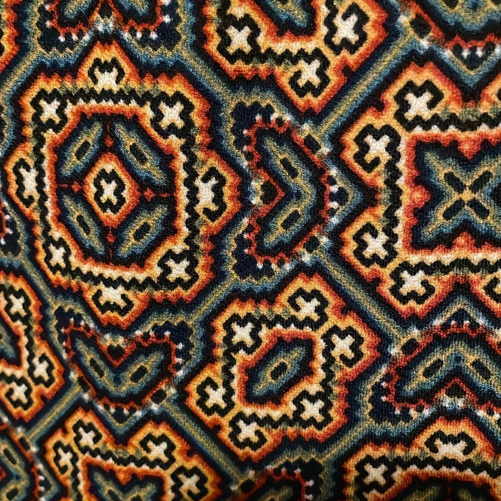 2XL LuLaRoe Cassie - Picture 2 of 4